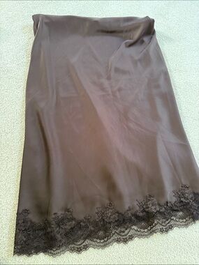 Dynamite Black Lace-Hem Slip
